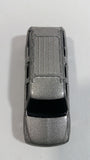 Maisto 2001 Chevrolet Suburban Silver Die Cast Toy Car SUV Vehicle