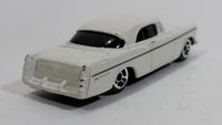 Maisto Chrysler 1956 300B White Die Cast Toy Classic Car Vehicle