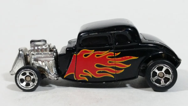 Maisto '34 Ford Hot Rod Black w/ Flames 1/64 Scale Die Cast Toy Car Vehicle