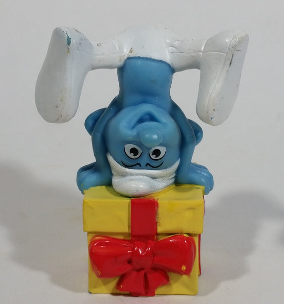 2011 Peyo "Jokey" Smurf Doing a Hand Stand on a Present Gift PVC Toy Figure McDonald's Happy Meal