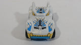 2012 Hot Wheels Creature Cars Howlin' Heat White Blue Die Cast Toy Car Vehicle