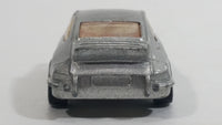 1998 Hot Wheels Porsche 911 Carrera Metalflake Silver Die Cast Toy Car Vehicle