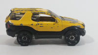 2001 Hot Wheels Isuzu VehiCross Yellow Die Cast Toy Car SUV Vehicle