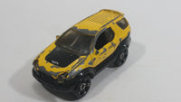 2001 Hot Wheels Isuzu VehiCross Yellow Die Cast Toy Car SUV Vehicle