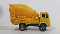 Maisto Cement Mixer Truck Yellow Die Cast Toy Car Construction Equipment Building Vehicle