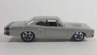 2008 Hot Wheels '69 Dodge Coronet Super Bee Metalflake Silver Die Cast Toy Muscle Car Vehicle