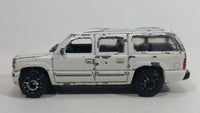 Motor Max Super Wheels 2000 Chevrolet Suburban No. 6030 White Die Cast Toy Car SUV Vehicle