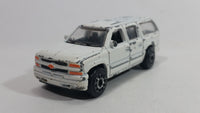 Motor Max Super Wheels 2000 Chevrolet Suburban No. 6030 White Die Cast Toy Car SUV Vehicle