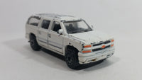 Motor Max Super Wheels 2000 Chevrolet Suburban No. 6030 White Die Cast Toy Car SUV Vehicle