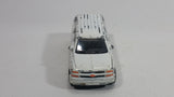 Motor Max Super Wheels 2000 Chevrolet Suburban No. 6030 White Die Cast Toy Car SUV Vehicle