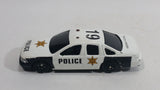 Yatming Chevy Caprice No. 823 Police Officer Cop #19 White Black Die Cast Toy Car Emergency Rescue Vehicle