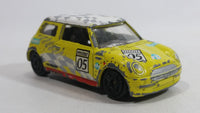 Motor Max 2001 Mini Cooper #05 Yellow No. 6057 Die Cast Toy Car Vehicle