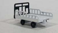 Unknown Brand White and Black Trailer Die Cast Toy Vehicle with Plastic Wheels - DKF2