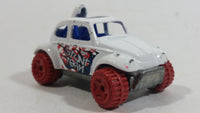 2015 Hot Wheels Stunt Devil Baja Bug Stunt Team White Die Cast Toy Car Vehicle