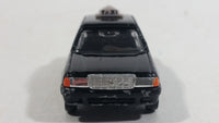 Tomica Tomy Toyota Crown Comfort Taxi 1/63 Scale No. 51 Black Die Cast Toy Car Vehicle with Opening Driver Side Rear Door