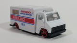 Maisto Ambulance White Die Cast Toy Emergency Response Rescue Vehicle