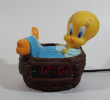 1996 Warner Bros. Looney Tunes Westclox Tweety Bird Cartoon Character In Bath Tub Alarm Clock Collectible