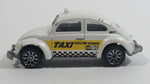 2006 Matchbox City Transport Volkswagen Beetle Taxi White Die Cast Toy Car Vehicle