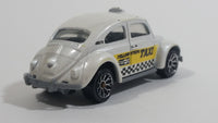 2006 Matchbox City Transport Volkswagen Beetle Taxi White Die Cast Toy Car Vehicle