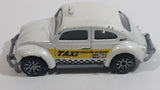 2006 Matchbox City Transport Volkswagen Beetle Taxi White Die Cast Toy Car Vehicle