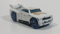 2005 Hot Wheels AcceleRacers Bassline White Die Cast Toy Car Vehicle - McDonalds Happy Meal