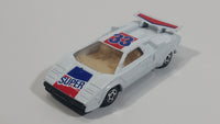 Unknown Maker Lamborghini Countach #33 White Die Cast Toy Exotic Car Vehicle