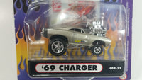 2002 Muscle Machines CARtoons 25th Anniversary Issue '69 Charger Silver C02-12 Die Cast Toy Car Vehicle New in Package