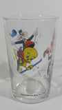 1990 Warner Bros. Looney Tunes Tweety Bird Sylvester The Cat Bugs Bunny Skiing Themed Cartoon Character 4" Tall Glass Cup TV Show Collectible