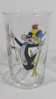 1990 Warner Bros. Looney Tunes Tweety Bird Sylvester The Cat Bugs Bunny Skiing Themed Cartoon Character 4" Tall Glass Cup TV Show Collectible