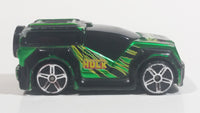 2012 Maisto Marvel FM Rover The Incredible Hulk Character Metallic Green and Black Die Cast Toy Car Vehicle