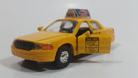 Shing Fat Welcome to N.Y.C. Yellow Taxi Cab Pullback Friction Motorized Die Cast Toy Car Vehicle with Opening Doors 1/40 Scale