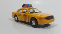 Shing Fat Welcome to N.Y.C. Yellow Taxi Cab Pullback Friction Motorized Die Cast Toy Car Vehicle with Opening Doors 1/40 Scale