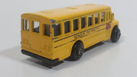 2010 Maisto Fresh Metal School District 2 School Bus Yellow Die Cast Toy Car Vehicle