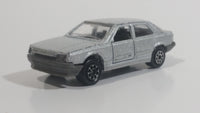 Majorette Renault 25 No. 222 Silver Grey 1/63 Scale Die Cast Toy Car Vehicle with Opening Doors