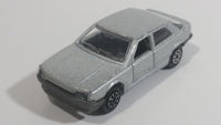 Majorette Renault 25 No. 222 Silver Grey 1/63 Scale Die Cast Toy Car Vehicle with Opening Doors