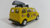 Kintoy Yellow Hippy Travel Sweet Heart Van Yellow 3 1/2" Long Pullback Motorized Friction Die Cast Toy Car Vehicle