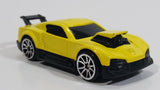 Motor Max No. W6203 W6204 Big Block Surfer Yellow Die Cast Toy Dream Car Vehicle Spoiler Version