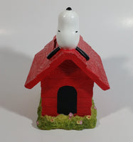 UFS United Features Syndicate Peanuts Snoopy Character Red Dog House Heavy Resin Coin Bank Cartoon Collectible