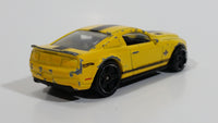 2011 Hot Wheels '10 Ford Shelby GT500 Super Snake Yellow Die Cast Toy Car Vehicle