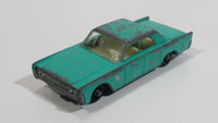 Vintage 1964 Lesney Matchbox Series Lincoln Continental No. 31 Green Die Cast Toy Car Vehicle with Opening Trunk