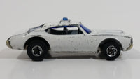 1977 Hot Wheels Olds 442 Police Cruiser White Die Cast Toy Car Vehicle BW Hong Kong