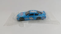 2001 Hot Wheels Bugles NASCAR www.pettyracing.com Dodge Intrepid Richard Petty #44 Die Cast Toy Race Car Vehicle New in Package