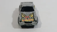 2000 Hot Wheels Mad Maniax Camaro Z28 Silver Die Cast Toy Muscle Car Vehicle