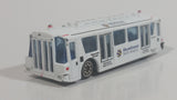 Globe Ground North America White Airport Bus Die Cast Toy Car Vehicle