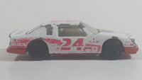 Maisto Buick LeSabre Stock Car #24 White and Red Die Cast Toy Race Car Vehicle