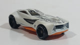 2009 Hot Wheels HW Special Features Urban Agent Pearl White Die Cast Toy Car Vehicle (Missing Missiles)