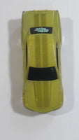 Maisto "Fresh Paint" Stallion Light and Dark Green Die Cast Toy Car Vehicle