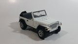 Maisto 2003 Jeep Wrangler Rubicon 1/35 Scale White Die Cast Toy Car Vehicle with Opening Doors and Hood