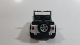 Maisto 2003 Jeep Wrangler Rubicon 1/35 Scale White Die Cast Toy Car Vehicle with Opening Doors and Hood