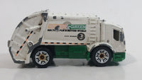 Rare 2005 Matchbox City Works Trash Truck Clean & Green White and Green Die Cast Toy Car Vehicle